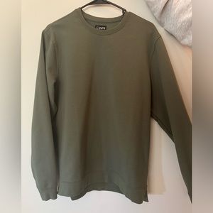 Cuts Clothing Men’s Crew Neck Split-Hem Sweatshirt